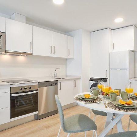 Apartamento Adriela มาลากา ภายนอก รูปภาพ
