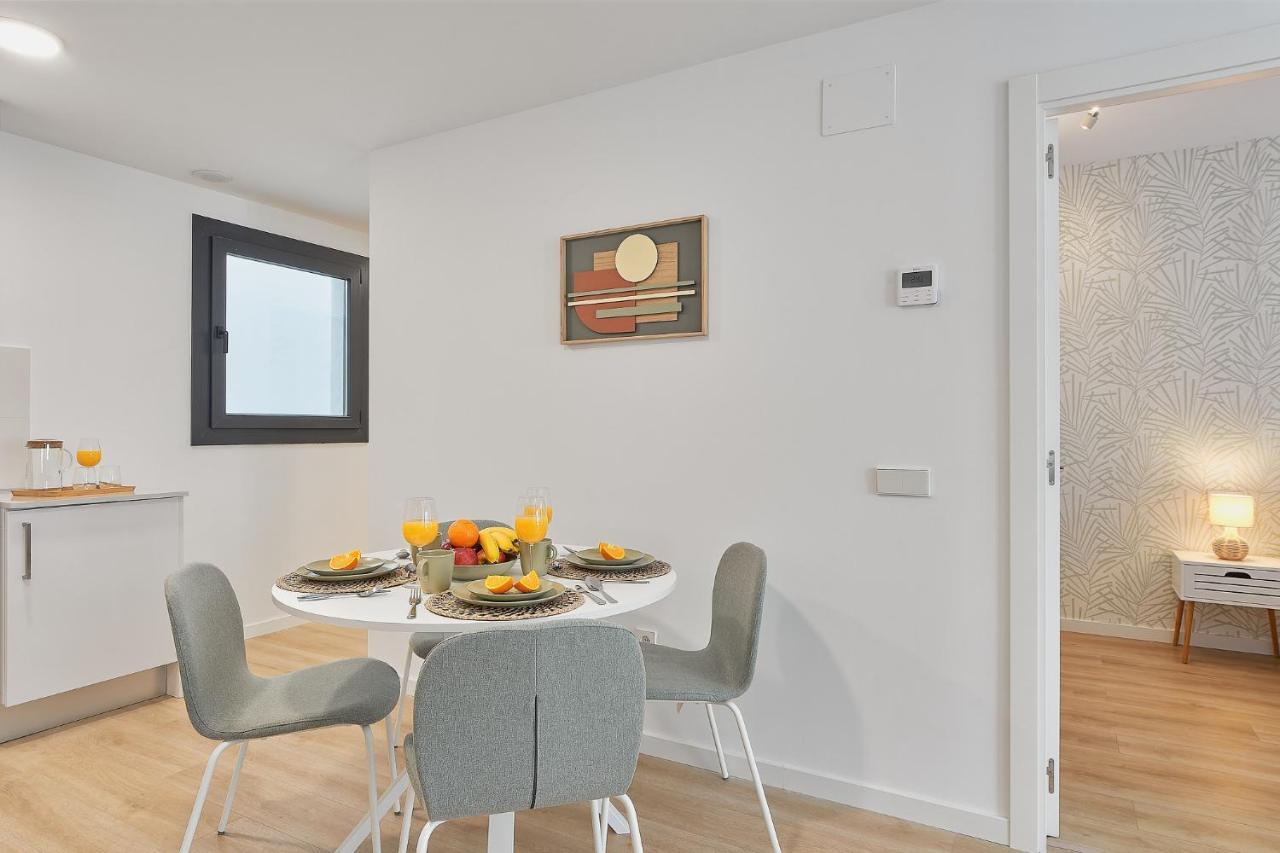 Apartamento Adriela มาลากา ภายนอก รูปภาพ