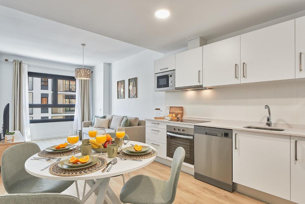Apartamento Adriela มาลากา ภายนอก รูปภาพ