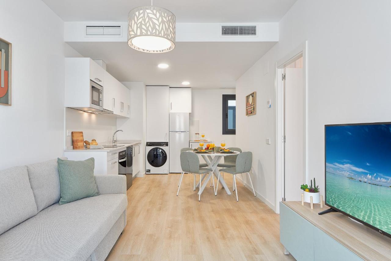 Apartamento Adriela มาลากา ภายนอก รูปภาพ