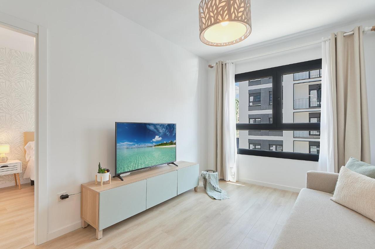 Apartamento Adriela มาลากา ภายนอก รูปภาพ